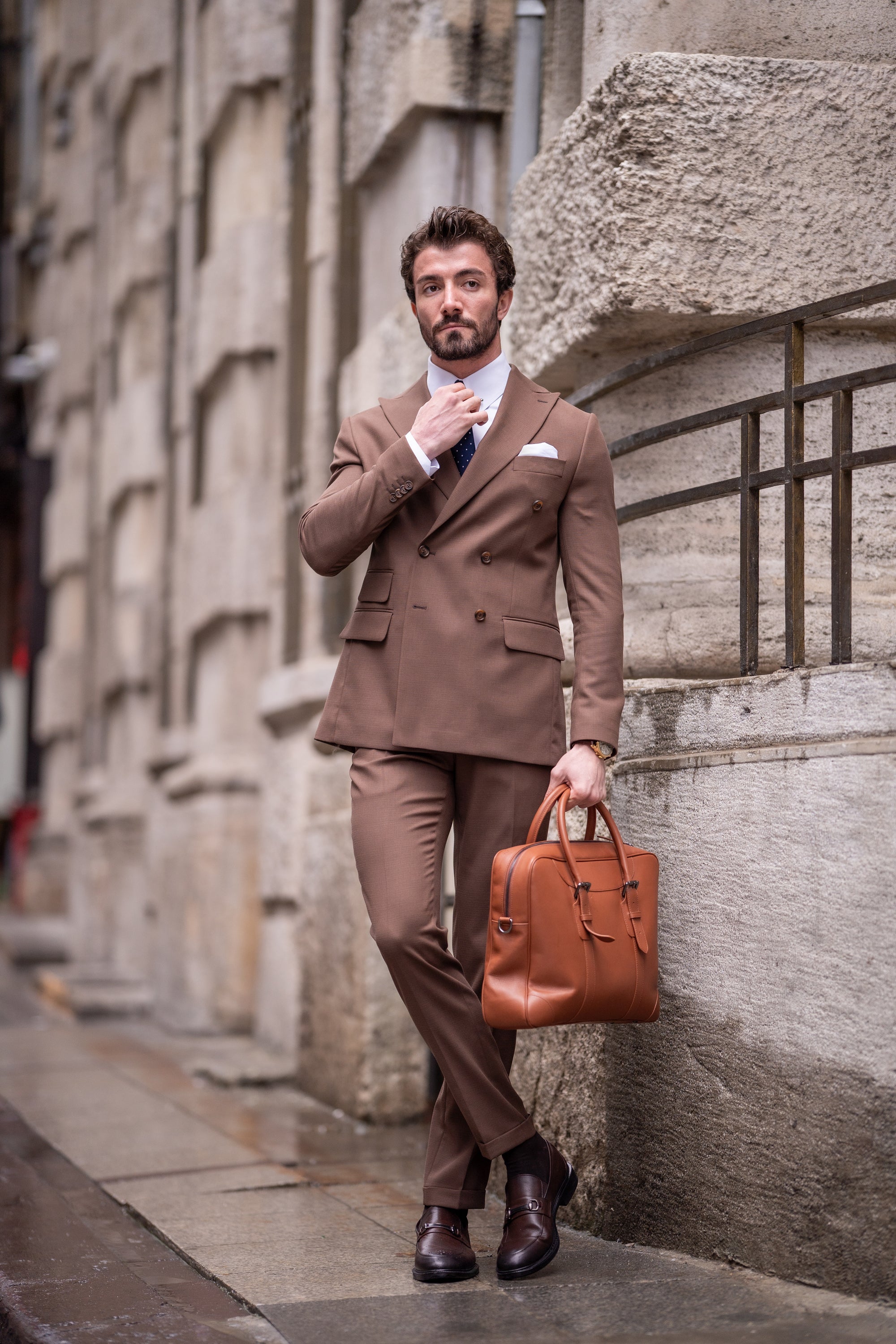 Brown Double Breasted Suit 2-Piece