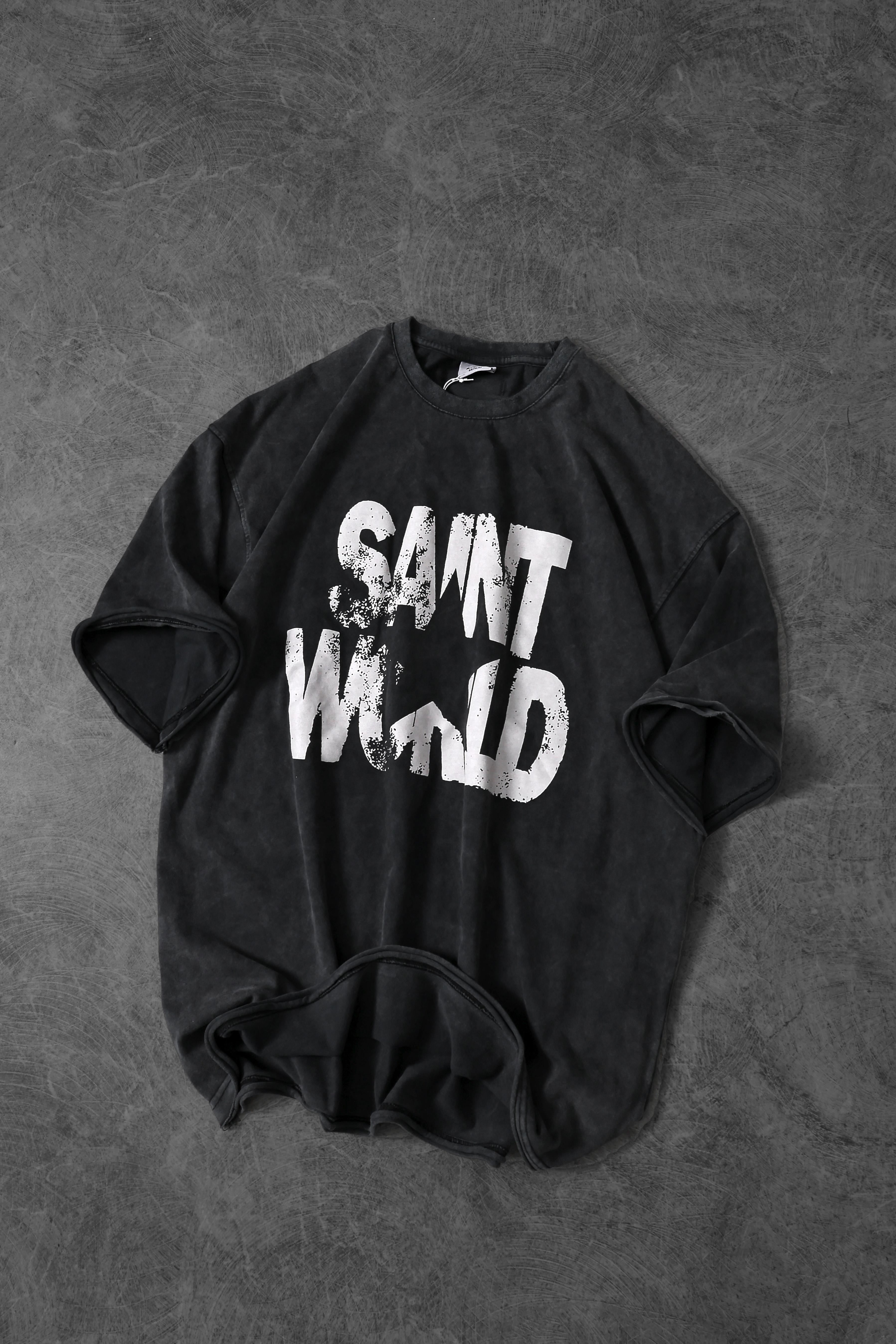 Saint World – Washed Oversized Tee