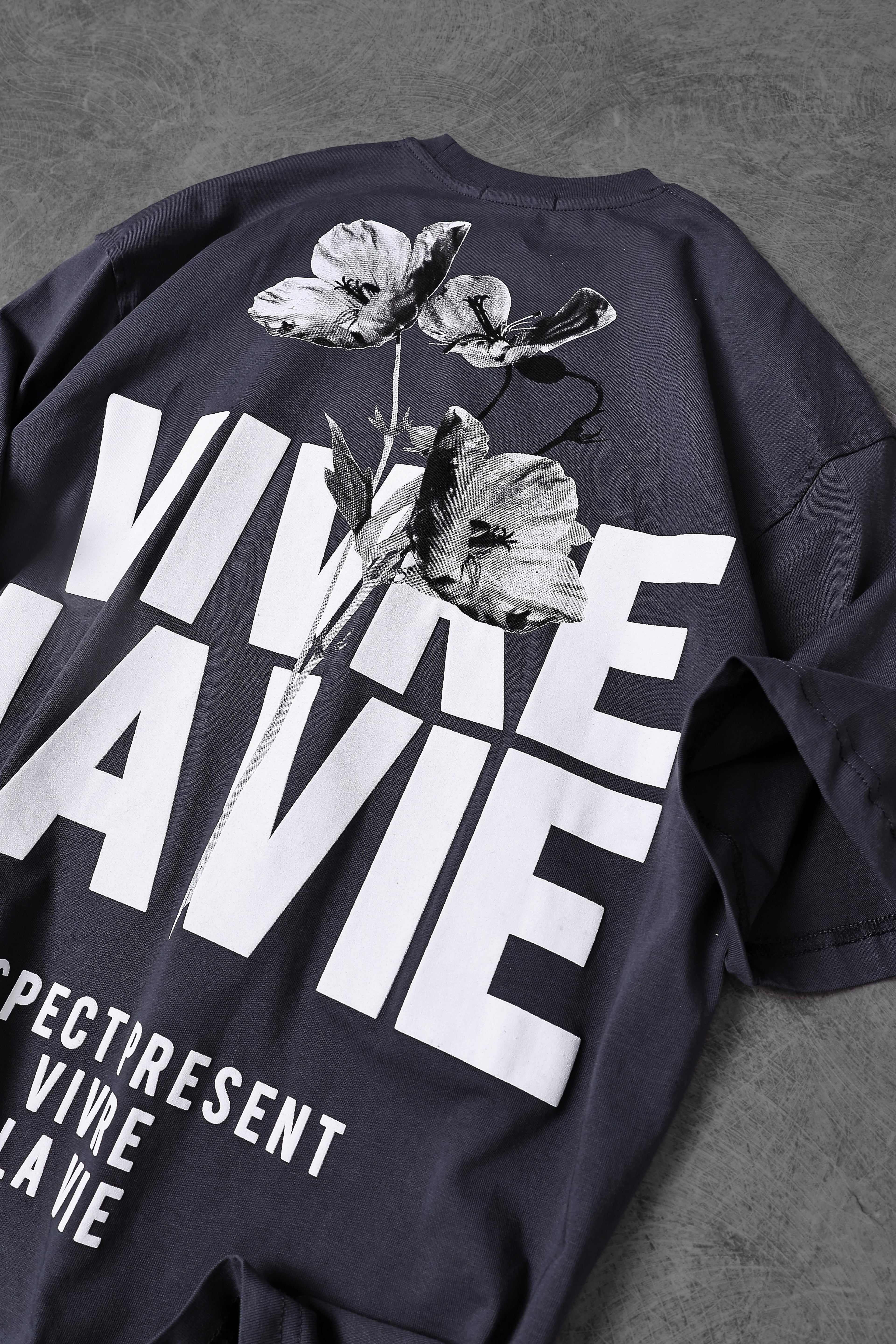 Vivre La Vie Oversized Tee