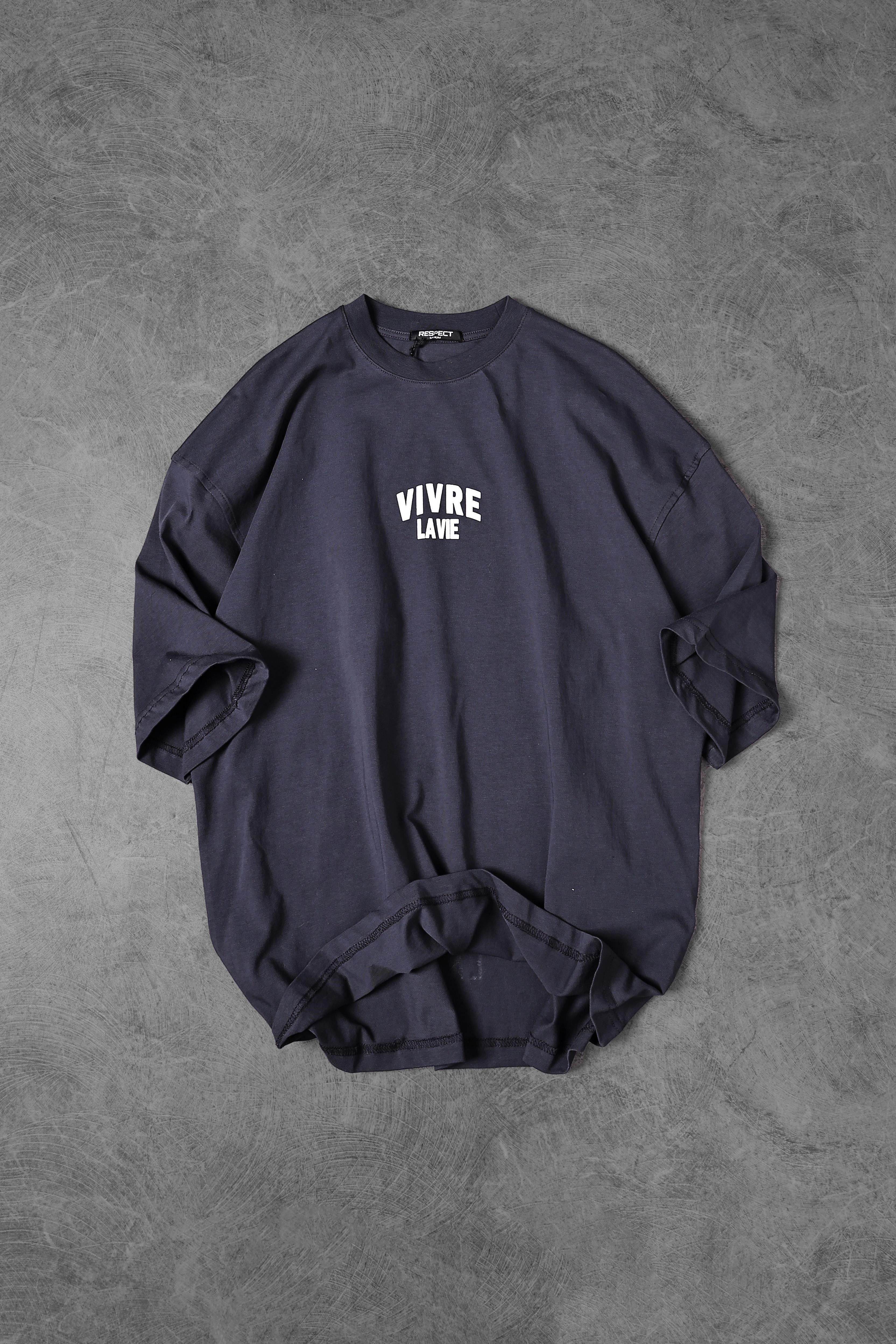 Vivre La Vie Oversized Tee